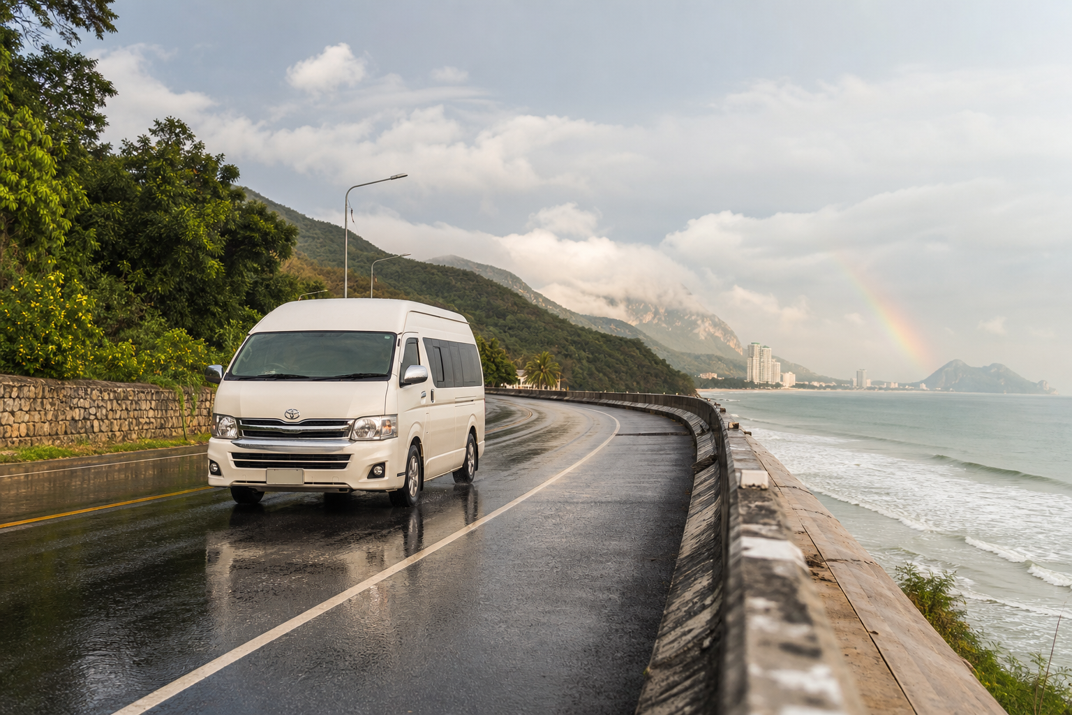 Bangkok to Hua Hin in rainy season: a private van plan with easy coastal stops.