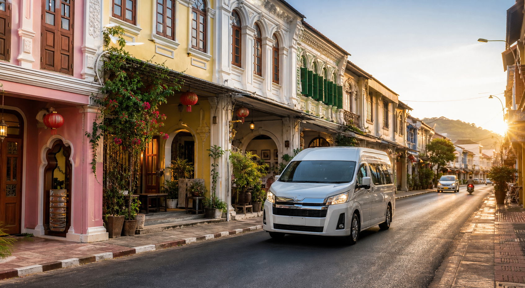 How to connect Phuket Old Town and coastal viewpoints without rushing.