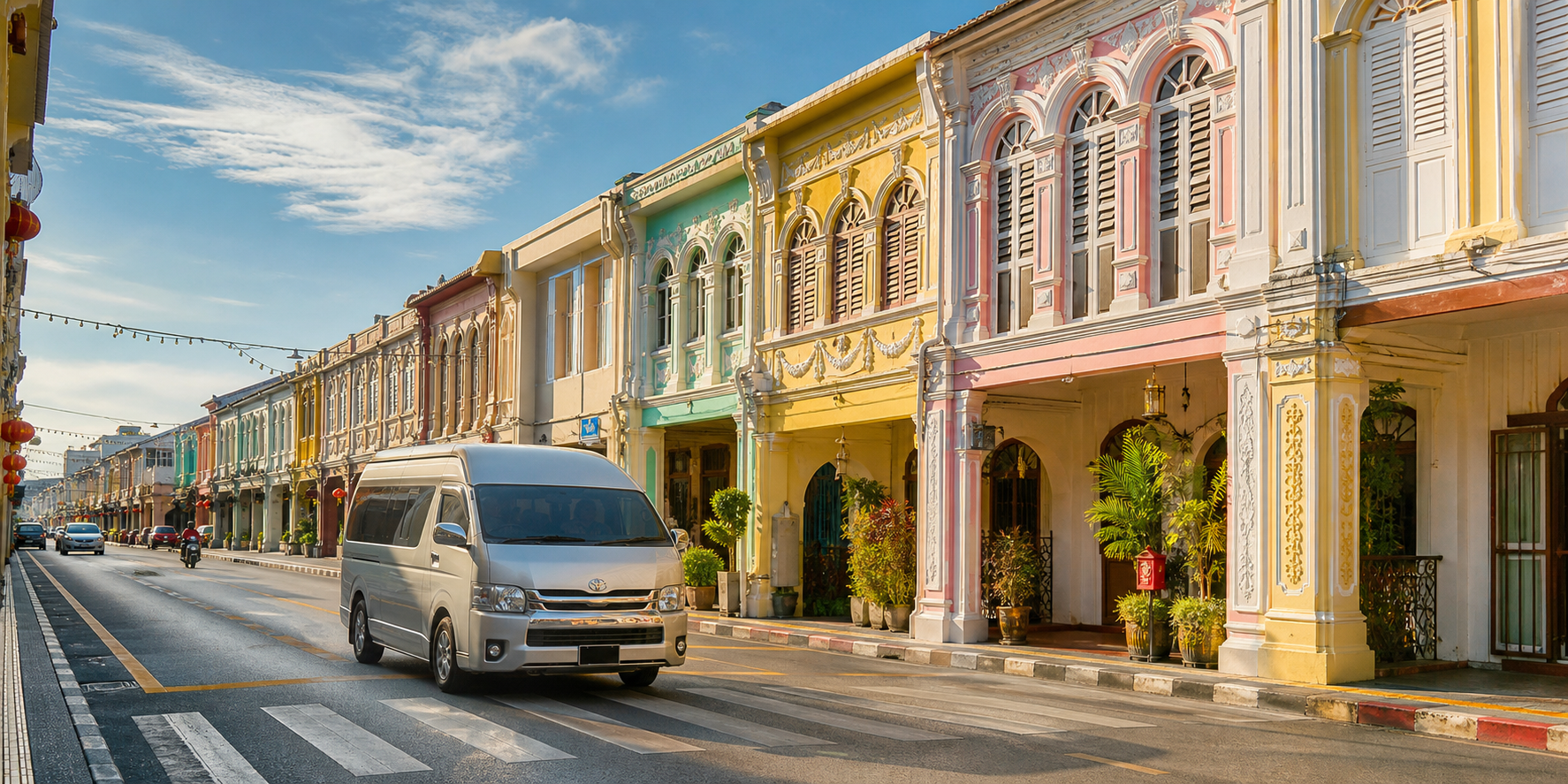 How to connect Phuket Old Town and coastal viewpoints without rushing.
